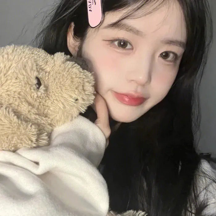 邪恶的蕾丝莉